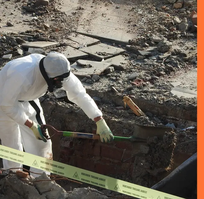 Worker specializing in asbestos safety